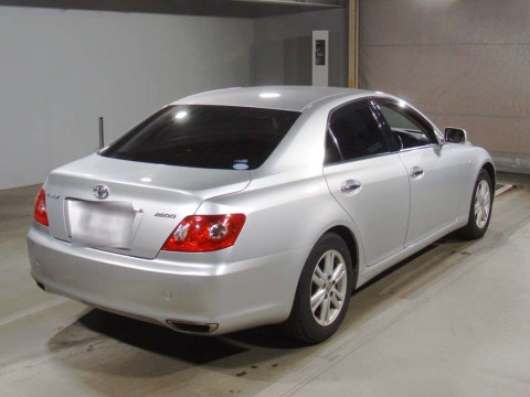 2005 Toyota Mark X GRX120[1]