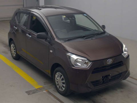 2022 Daihatsu Mira es LA350S[2]