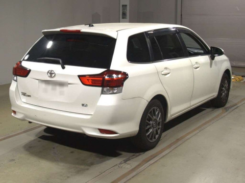 2016 Toyota Corolla Fielder NRE161G[1]