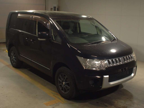 2008 Mitsubishi Delica D5 CV5W[2]