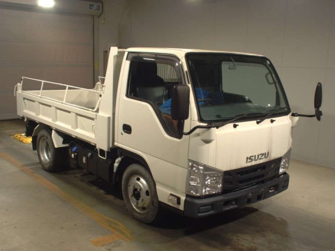 2021 Isuzu Elf Truck NKR88AD[2]