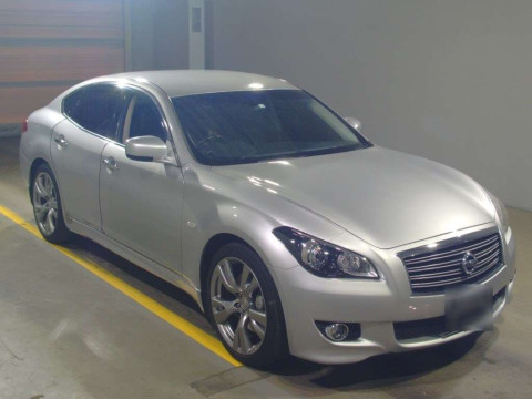 2010 Nissan Fuga KY51[1]