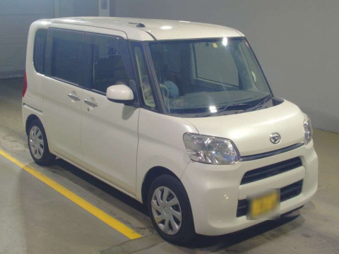 2014 Daihatsu Tanto LA600S[2]