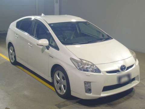 2010 Toyota Prius ZVW30[2]