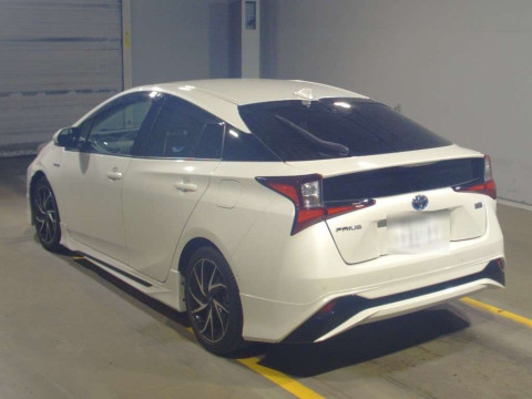 2019 Toyota Prius ZVW51[2]