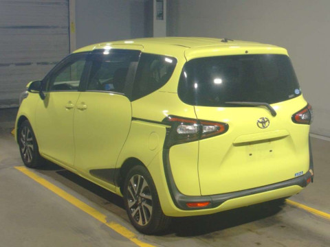 2016 Toyota Sienta NSP170G[2]