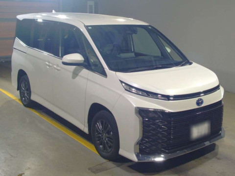 2024 Toyota Voxy ZWR95W[1]