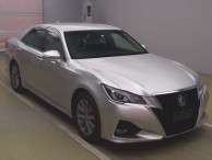 2016 Toyota Crown Hybrid