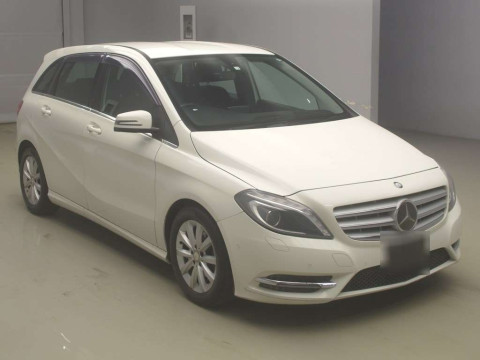 2014 Mercedes Benz B-Class 246242[1]