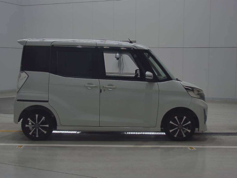 2015 Mitsubishi eK Space Custom B11A[2]