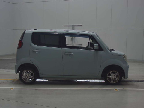 2012 Nissan Moco MG33S[2]