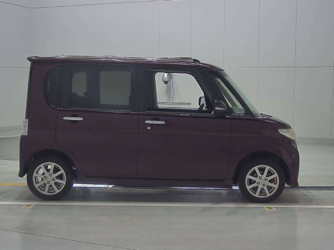 2013 Daihatsu Tanto L375S[2]