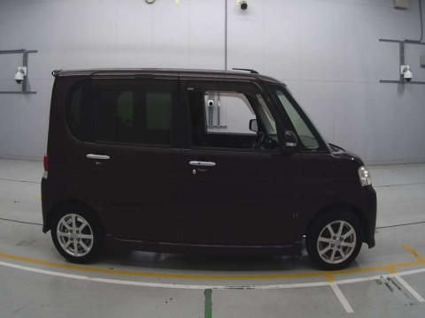 2013 Daihatsu Tanto L375S[2]