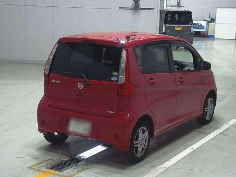 2015 Nissan DAYZ B21W[1]