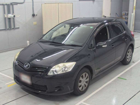 2010 Toyota Auris NZE151H[0]