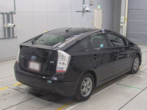 2010 Toyota Prius ZVW30[1]