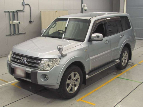 2010 Mitsubishi Pajero V93W[0]