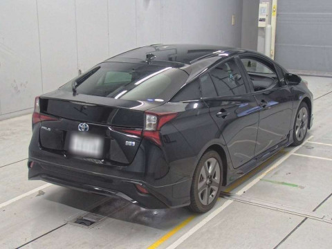 2022 Toyota Prius ZVW51[1]