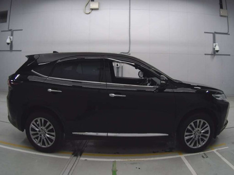 2019 Toyota Harrier ZSU65W[2]