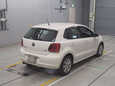 2010 Volkswagen Polo 6RCBZ[1]