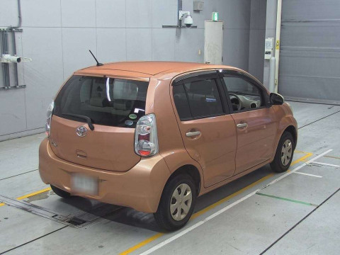 2012 Toyota Passo KGC30[1]