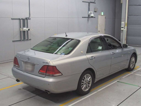 2004 Toyota Crown GRS182[1]