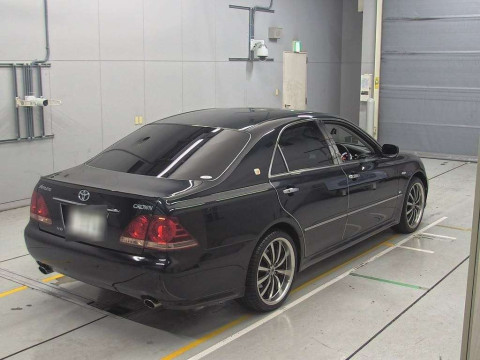 2007 Toyota Crown GRS180[1]