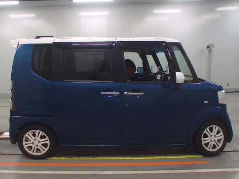 2012 Honda N-Box+ JF1[2]