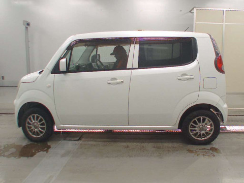 2015 Nissan Moco MG33S[2]