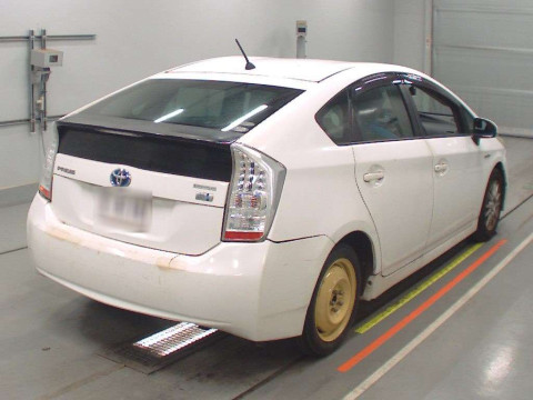 2010 Toyota Prius ZVW30[1]