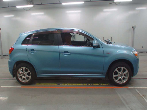 2010 Mitsubishi RVR GA3W[2]