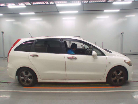 2007 Honda Stream RN6[2]