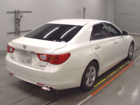 2011 Toyota Mark X GRX130[1]