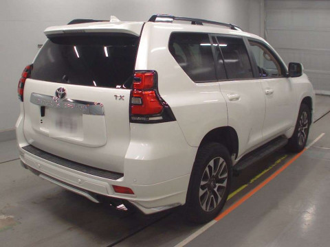 2023 Toyota Land Cruiser Prado TRJ150W[1]