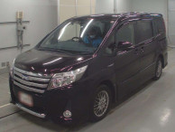 2016 Toyota Noah