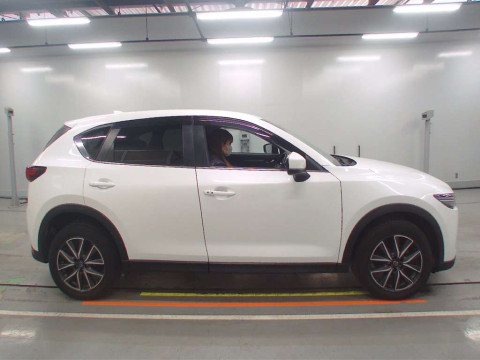 2018 Mazda CX-5 KF2P[2]