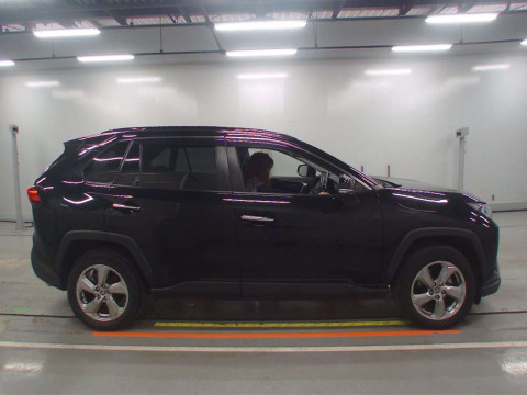 2021 Toyota RAV4 AXAH54[2]