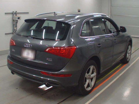 2012 Audi Q5 8RCDNF[1]