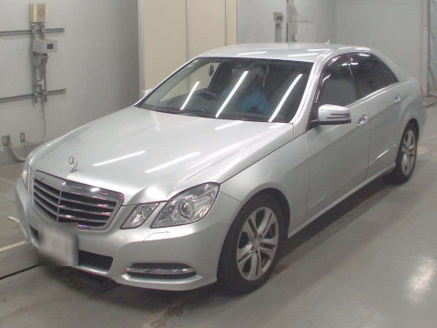 2011 Mercedes Benz E-Class 212054C[0]