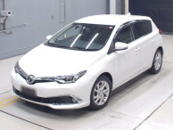 2016 Toyota Auris