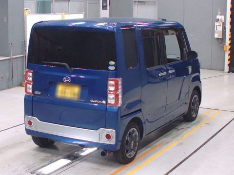 2015 Daihatsu Wake LA700S[1]