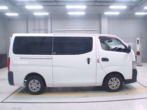 2020 Nissan NV350 CARAVAN VAN VR2E26[2]