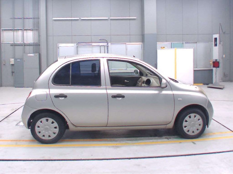 2004 Nissan March AK12[2]