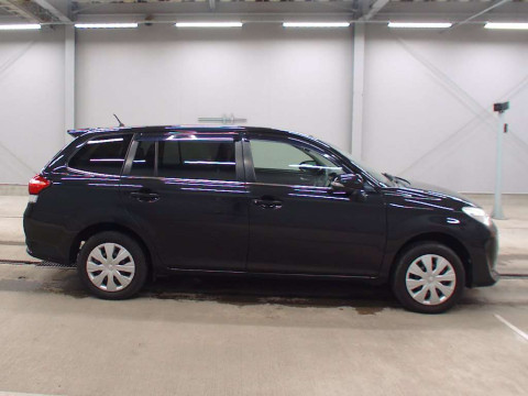 2015 Toyota Corolla Fielder NZE164G[2]