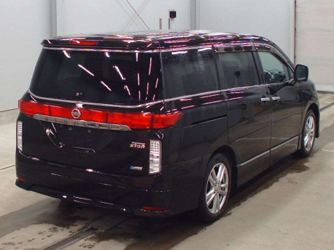 2010 Nissan Elgrand TE52[1]