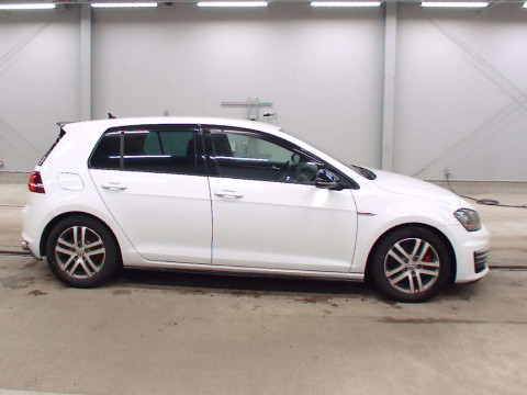 2014 Volkswagen GOLF GTI AUCHH[2]