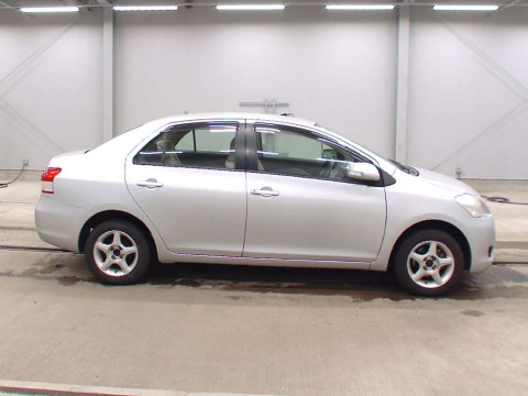 2008 Toyota Belta KSP92[2]