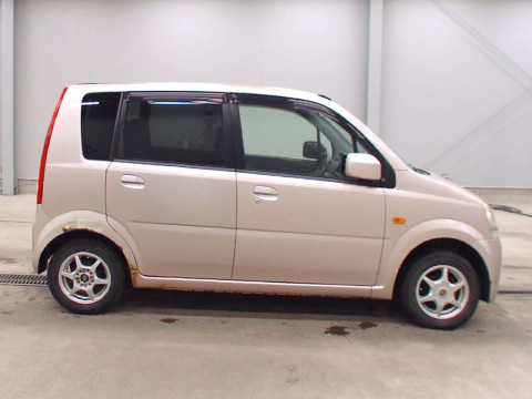 2005 Daihatsu Move L160S[2]