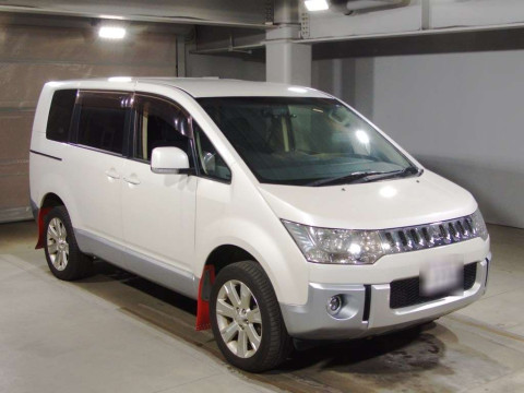 2012 Mitsubishi Delica D5 CV5W[2]