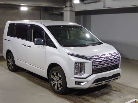 2022 Mitsubishi Delica D5 CV1W[2]